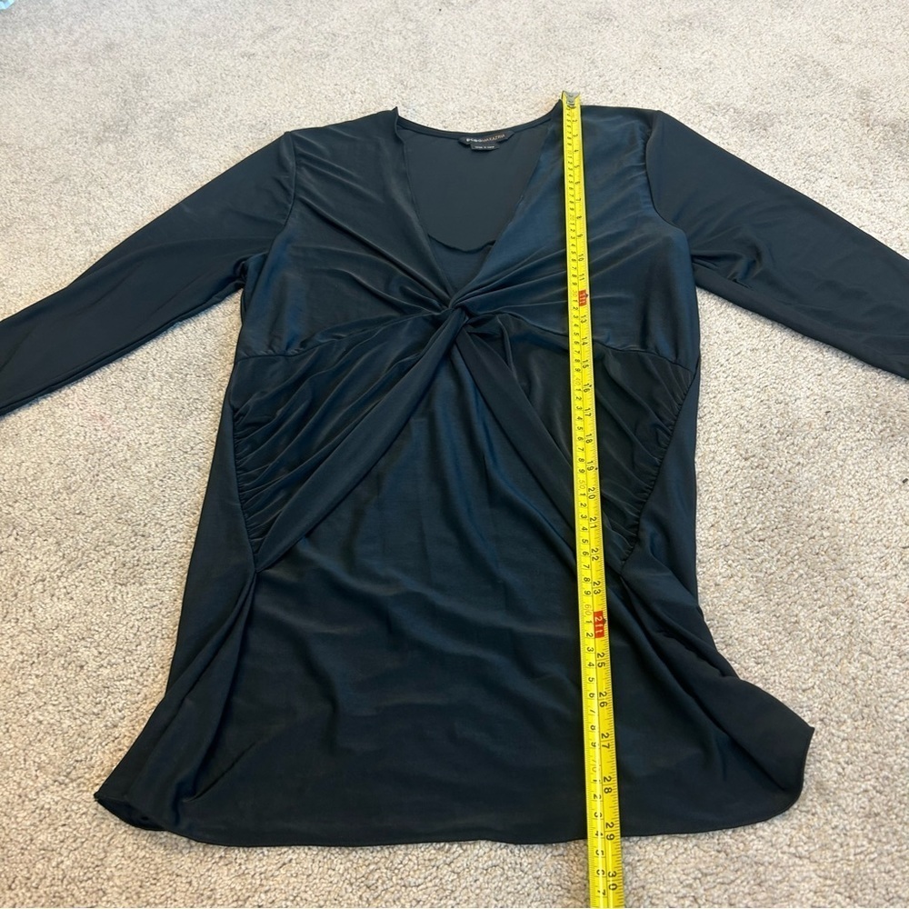 BCBGMAXAZRIA black crisscross 3/4 sleeve top blouse stretchy Sz M - Picture 9 of 10